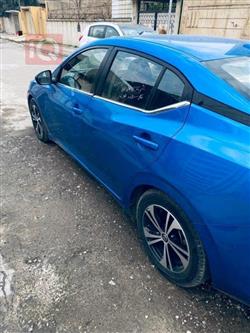 نیسان سێنترا